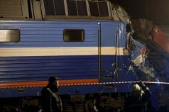 Pasagerul trenului a pornit camera cu câteva secunde înainte de coliziunea cu trenul: video