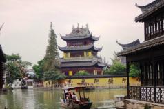 Suzhou: Rus alimləri və Çin Venesiyasını görmək üçün uğursuz cəhd