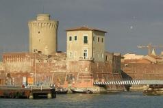 Quais hotéis em Livorno oferecem vistas?