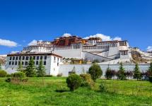 Palatul Potala în Tibet: Cel mai înalt castel vechi din Muntele din World Dalai Lama Palace din Lhasa