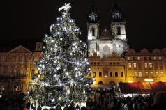 Božićne pijace u Pragu Izložba božićnih minijatura