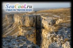 Roccia Ak-Kaya in Crimea (roccia bianca)