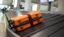 How is luggage scanned at the airport, by whom and why is the search and verification of people carried out, is the personal luggage of passengers subject to customs control?